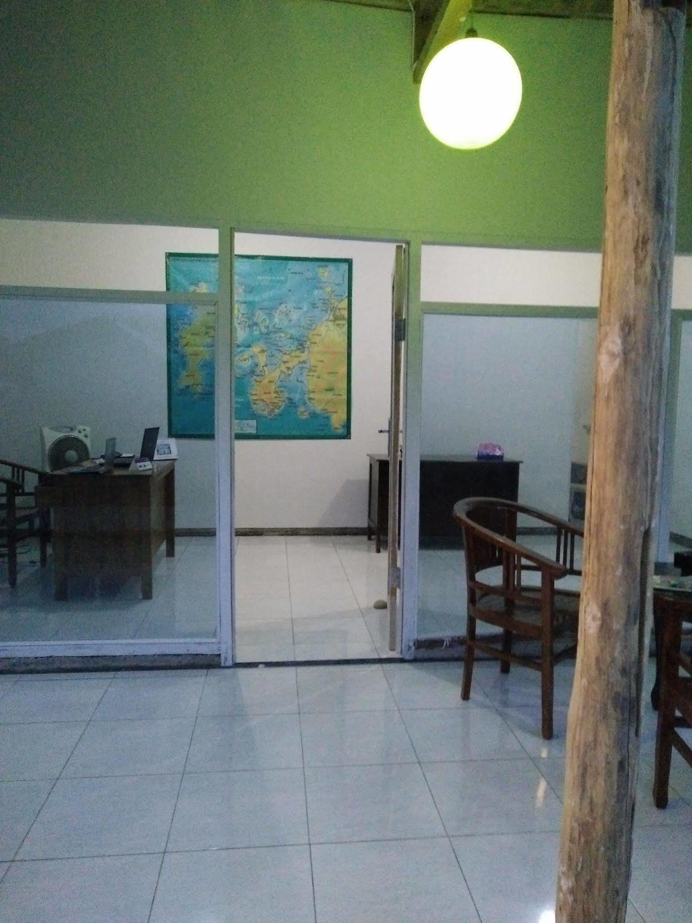 Cahaya Adrian Near Komodo Airport Labuan Bajo Luaran gambar